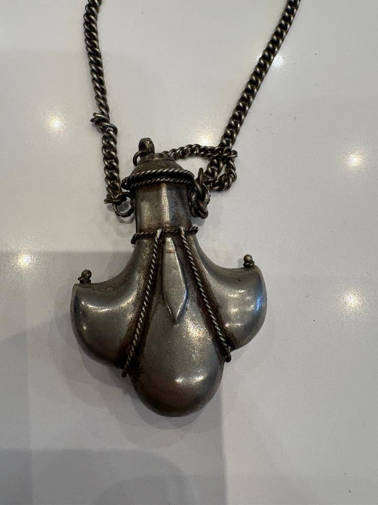 Fleur de lis hanger, Ophalen of Verzenden