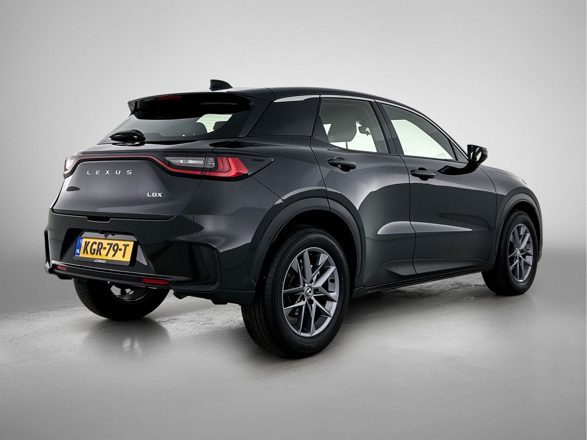 Lexus LBX 2WD | Lexus Link+ | Achteruitrijcamera | Apple Car, 12 maanden, Gebruikt, Zwart, 1490 cc