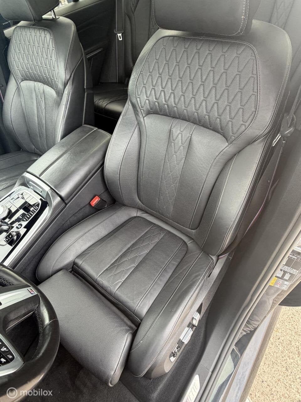 Foto 20 van BMW X5 xDrive45e M-SPORT ACC/SKYLOUNGE/4WD STURING