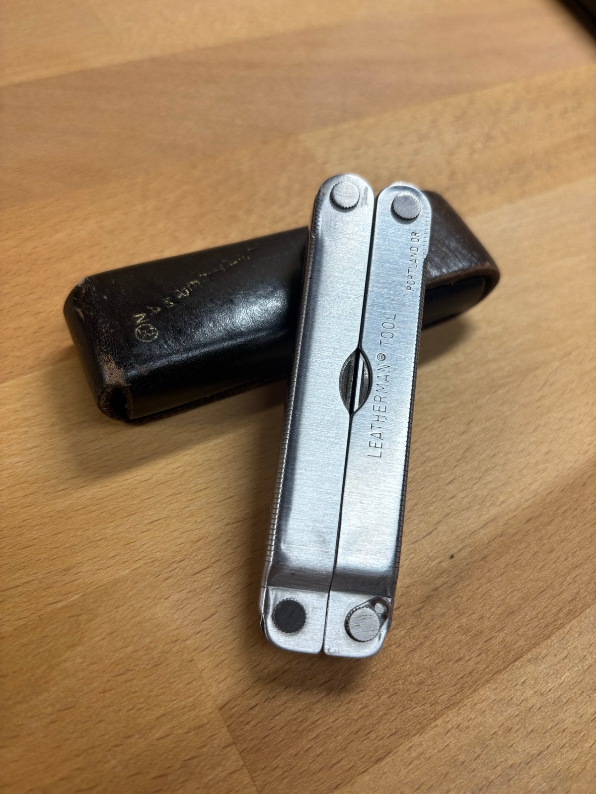Leatherman Multitool met leren hoes, Ophalen of Verzenden, Zo goed als nieuw