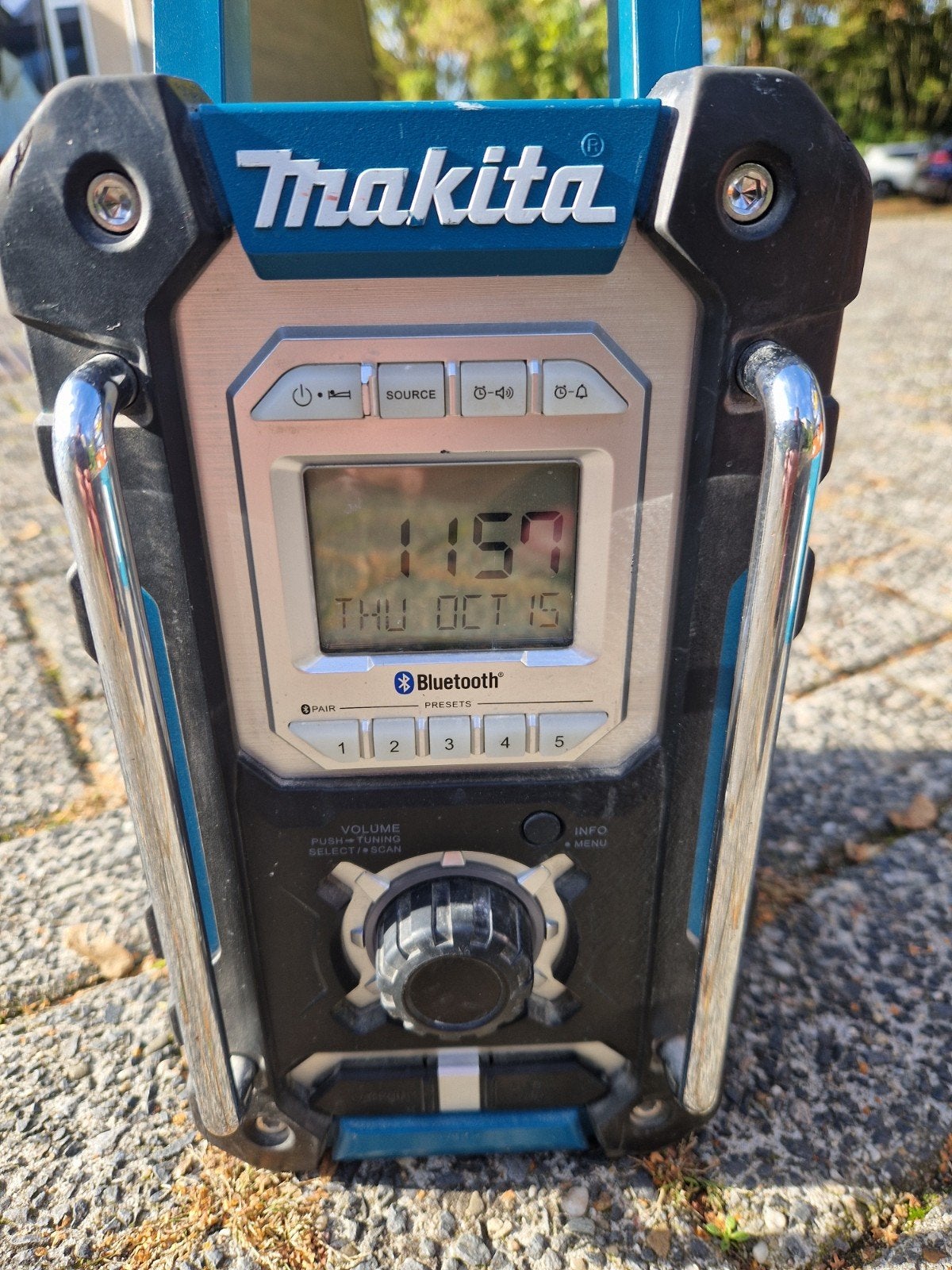 Makita bouwradio bluetooth incl accu, Ophalen of Verzenden, Gebruikt, Bouwradio