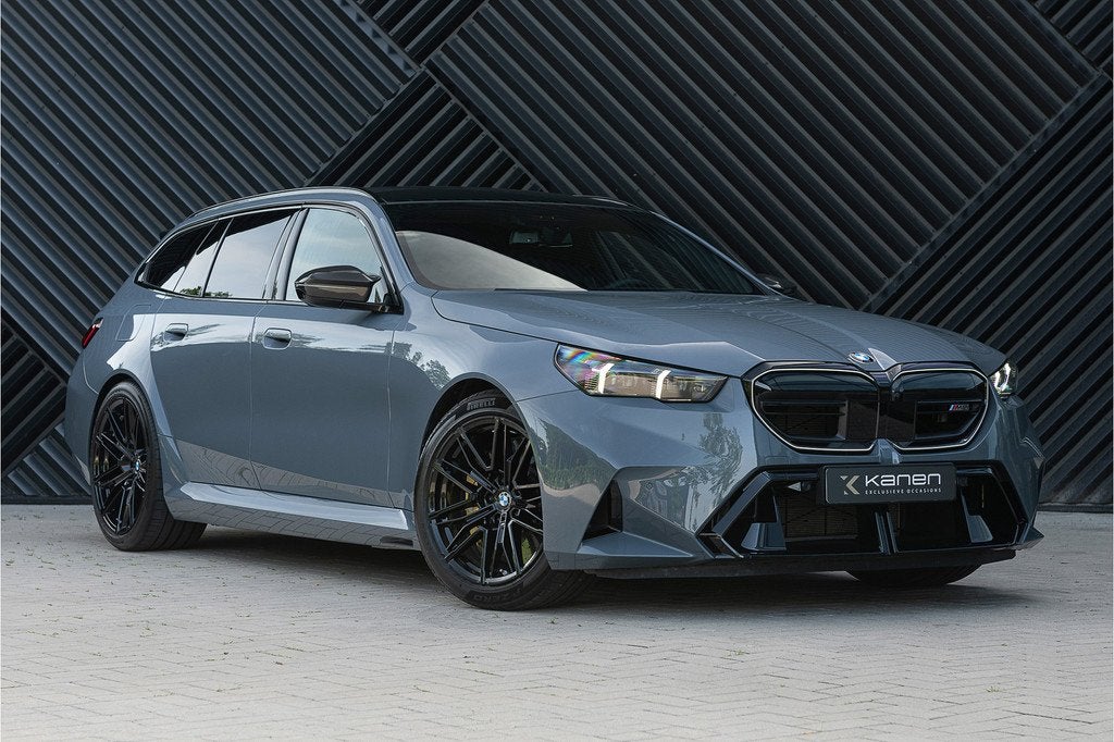 BMW M5 Touring V8 Hybride M Keramisch Pano Alcant.Hemel Bowe, Gebruikt, 2000 kg, Vierwielaandrijving, 5-Serie