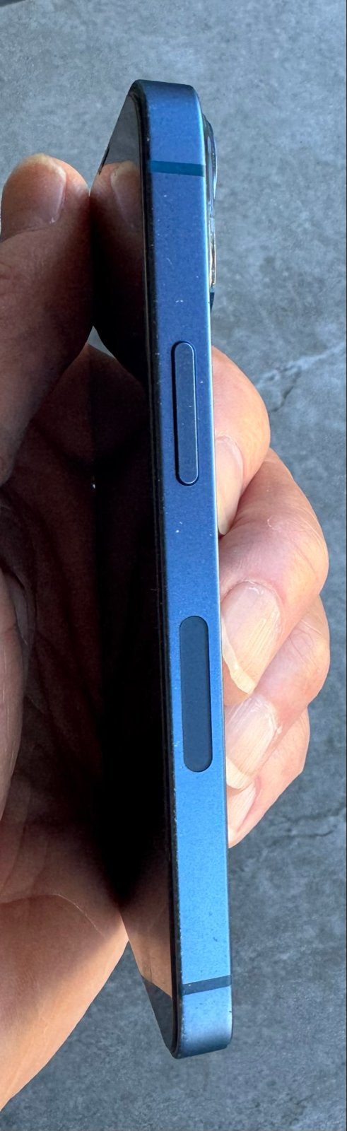 Foto 4 van iPhone 13 mini 256GB Blauw - Schermschade, verder top!