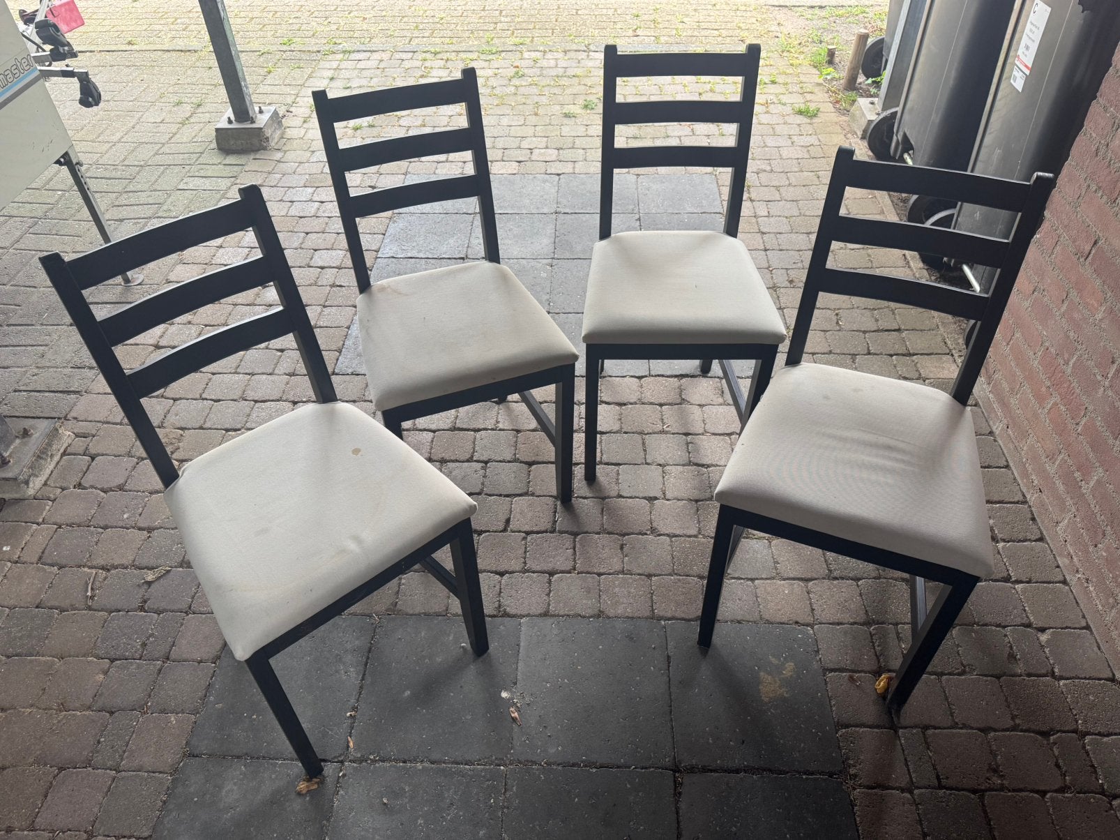 Gebruikte stoelen - gratis af te halen, Huis en Inrichting, Stoelen, Gebruikt, Eén, Hout, Zwart, Ophalen