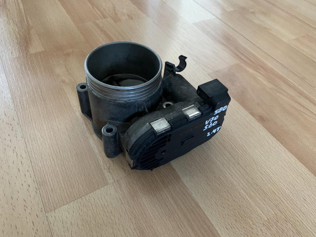 Gasklephuis Volvo 2.4T turbo V70 II / S80 / S60 8677866, Gebruikt, -, -, Ophalen of Verzenden