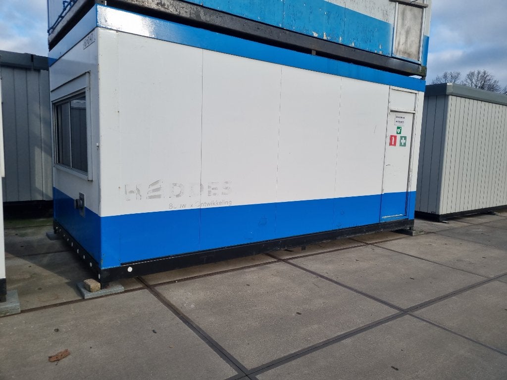 Woonunit Kantoorunit 6x15 Toiletten Keuken Rolluiken, Ophalen, Gebruikt