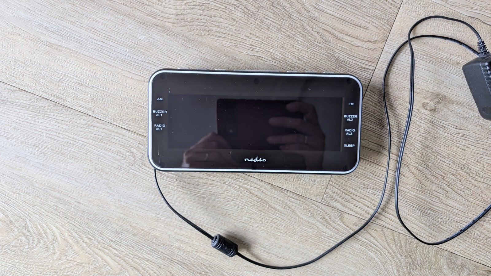 Nedis Wekker Radio - Digitale Wekker met FM/AM Radio, Ophalen of Verzenden, Gebruikt, Digitaal
