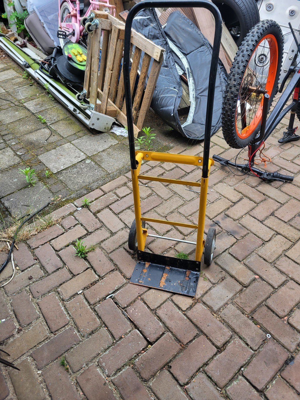 Steekwagen, Doe-het-zelf en Verbouw, Transportwagens, 60 tot 80 liter, Ophalen, Zo goed als nieuw, Steekwagen