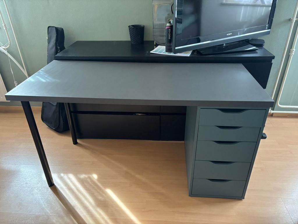 IKEA Lagkapten bureau met Alex ladeblok en Adils poten, Met lades, Gebruikt, Spaanplaat of MDF, Ophalen of Verzenden