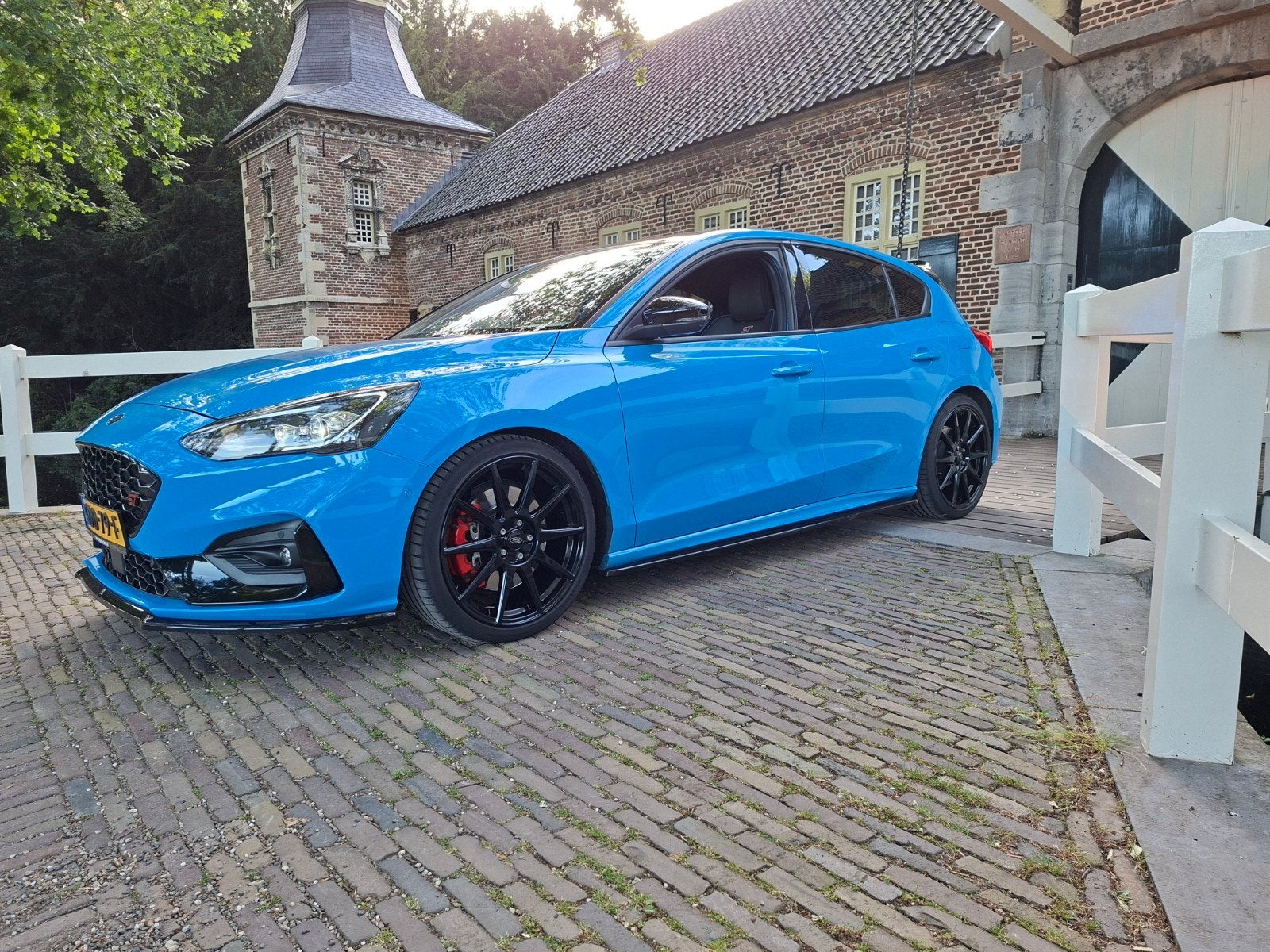 Ford Focus st-x   2.3.  280pk handgeschakeld  2022 Blauw, Auto's, 1408 kg, Blauw, 2261 cc, Particulier