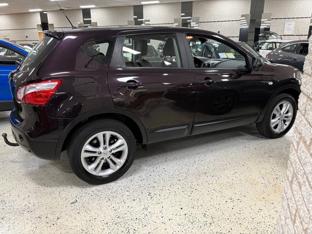Nissan QASHQAI 1.6 Airco ECC Leder Trekhaak PDC Verw Stoel, Voorwielaandrijving, 15 km/l, Gebruikt, Huisgarantie