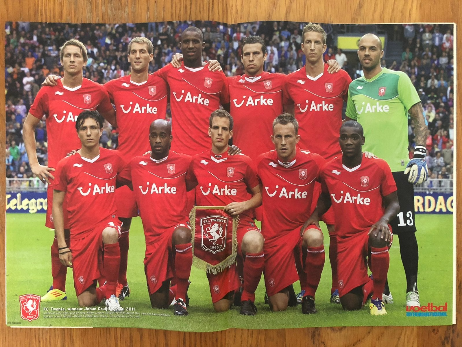 Mooie poster FC Twente Enschede Winnaar JC-Schaal 2011 - VI, Verzamelen, Sportartikelen en Voetbal, Ophalen of Verzenden, Zo goed als nieuw