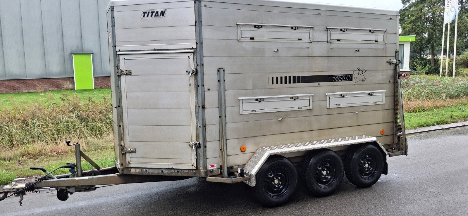 Tekoop Titan veetrailer 3asser, Ophalen