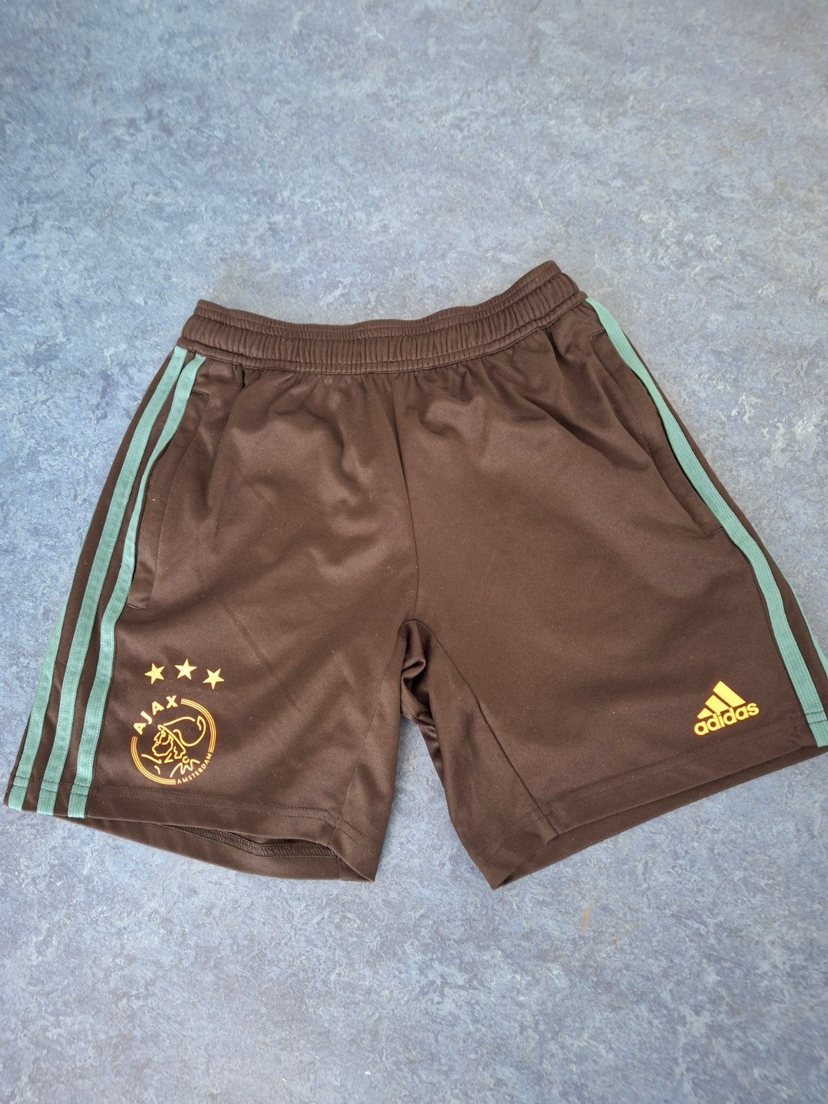 Voetbalbroekje 11/12 jaar, Maat XS of kleiner, Ophalen of Verzenden, Shirt