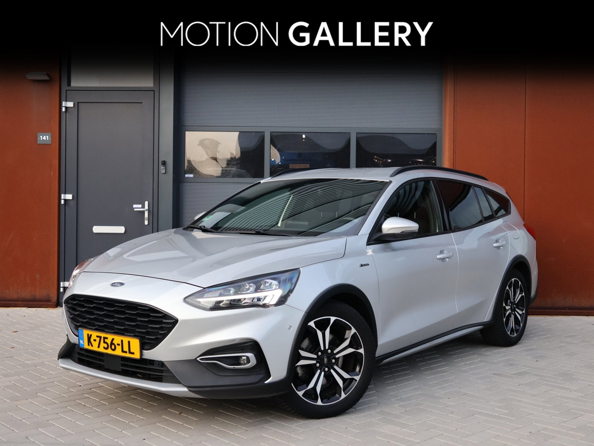 Ford Focus Wagon 1.5 EcoBoost Active X Business | NAP | Deal, Auto's, 1345 kg, Stof, Gebruikt, Lichtsensor