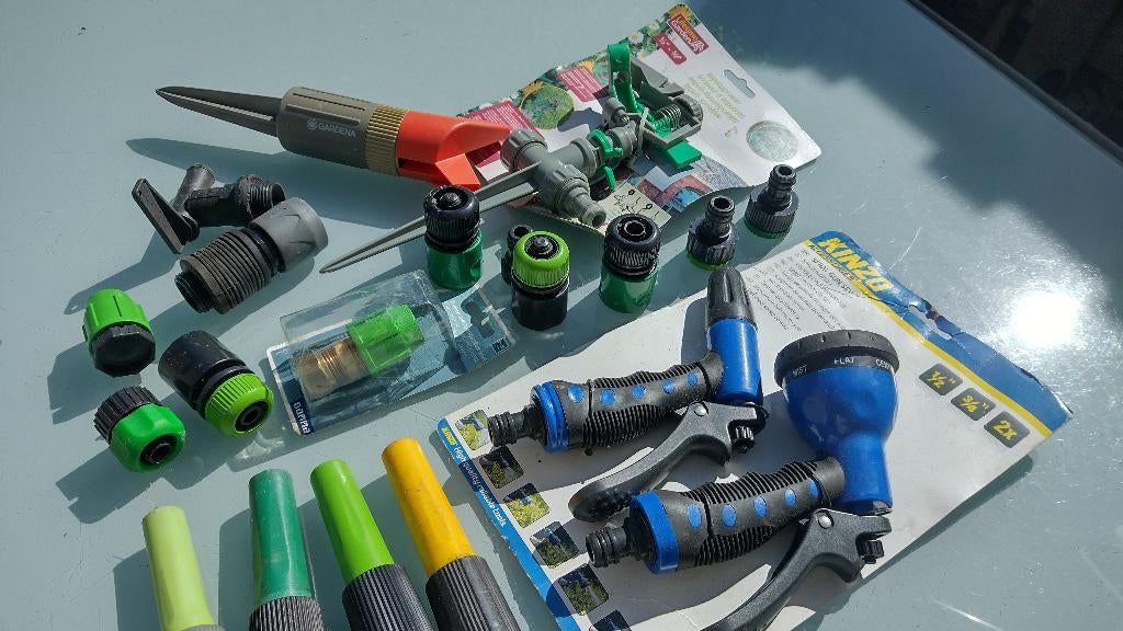 Sproeiers, koppelstukken, pulssproeier etc. nieuw 10 euro, Ophalen, Nieuw, Overige typen