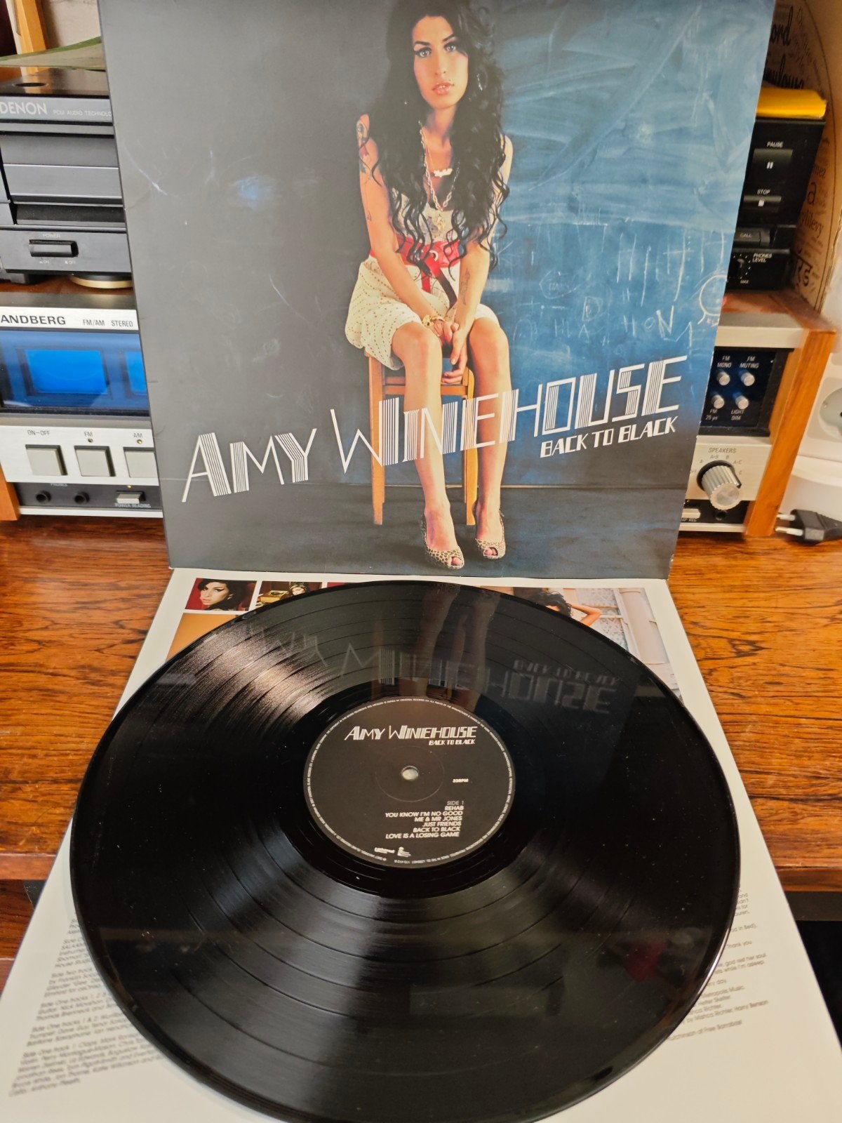 Amy Winehouse - Back To Black LP (2006), Zo goed als nieuw, 12 inch, Inclusief binnenhoes, Ophalen of Verzenden