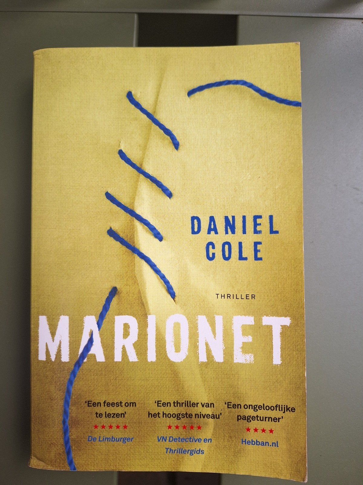 Marionet - Daniel Cole (Thriller), Ophalen of Verzenden, Gelezen, Daniel Cole, Nederland