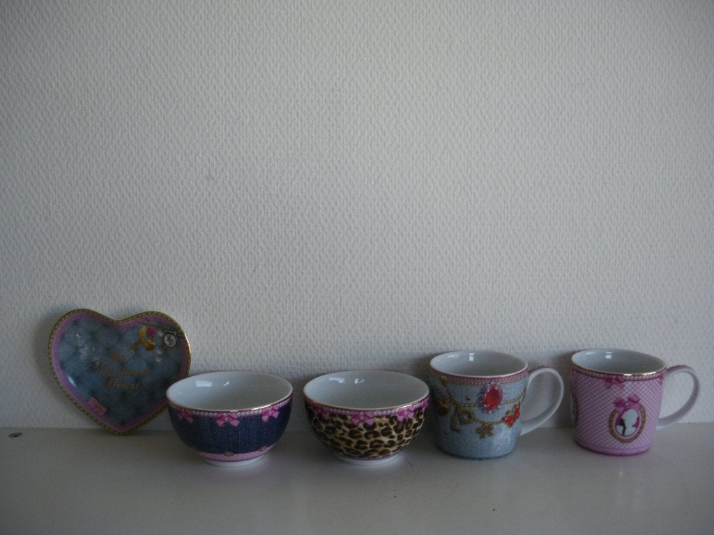 Diva servies, Overige merken, Ophalen of Verzenden, Zo goed als nieuw, Bord(en)