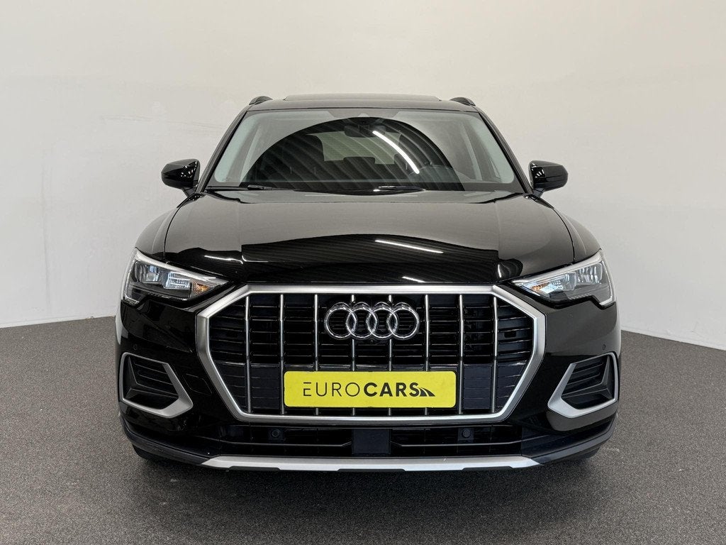 Audi Q3 35 TFSI Advanced Automaat Panoramadak Navigatie Appl, Auto's, Audi, 15 km/l, 4 cilinders, 1505 kg, Zwart