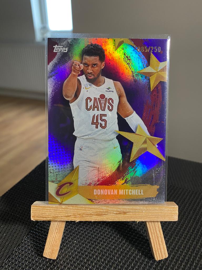 Donovan Mitchell /250 Cleveland Cavaliers NBA Topps 2025, Hobby en Vrije tijd, Stickers en Plaatjes, Ophalen of Verzenden, Nieuw