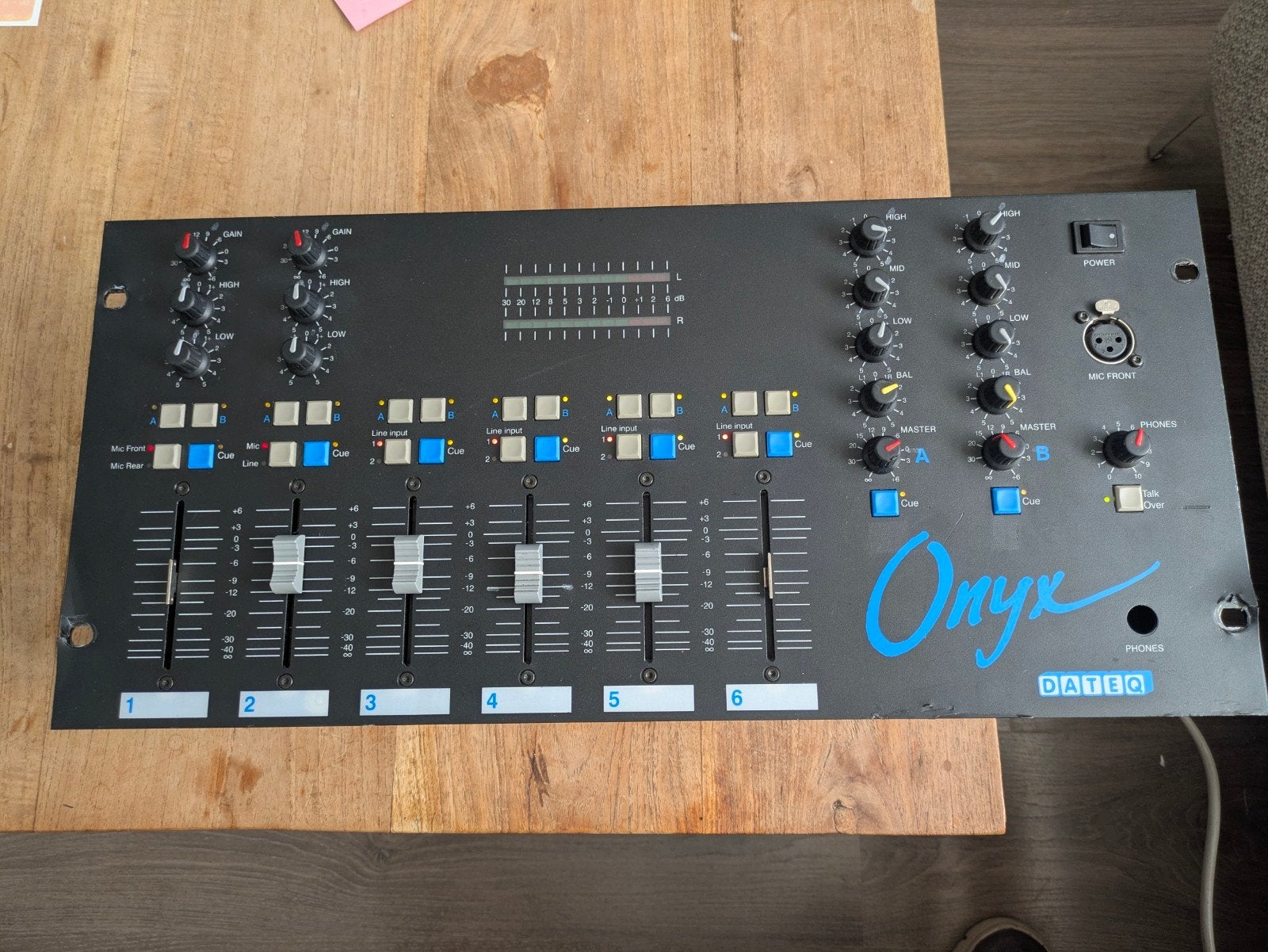 Dateq Onyx Mengpaneel, Muziek en Instrumenten, Mengpanelen, Ophalen of Verzenden, Gebruikt