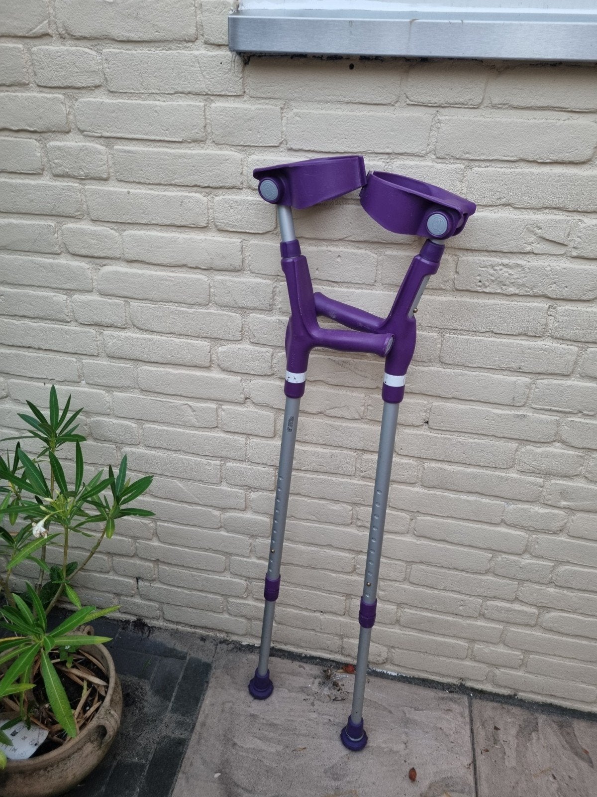 Loopkrukken, Ophalen