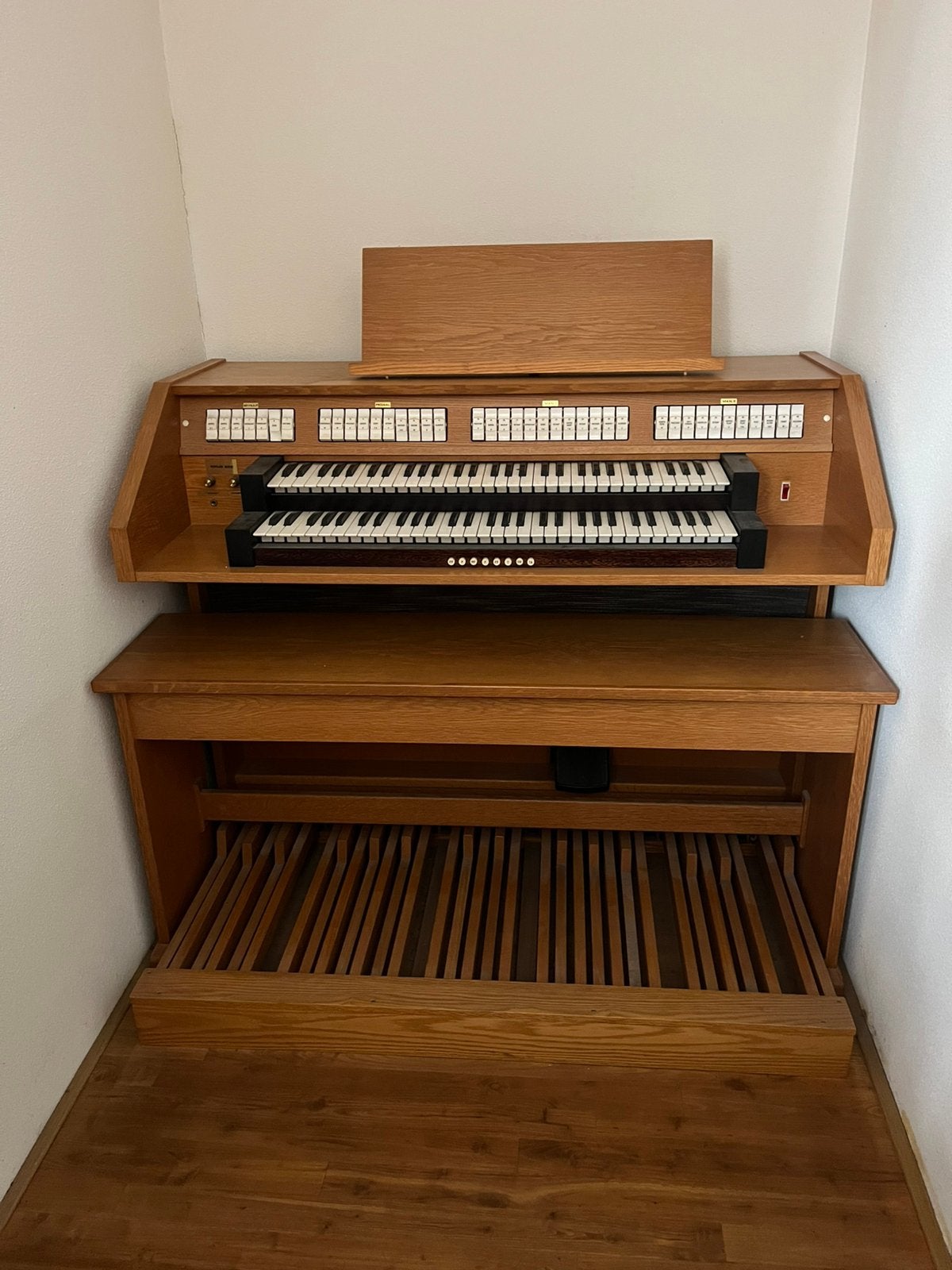Johannus Opus 220 orgel, Muziek en Instrumenten, Orgels, Ophalen, Zo goed als nieuw, 2 klavieren, Orgel