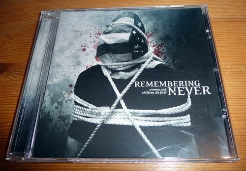 CD REMEMBERING NEVER - Women and Children die first, Ophalen of Verzenden