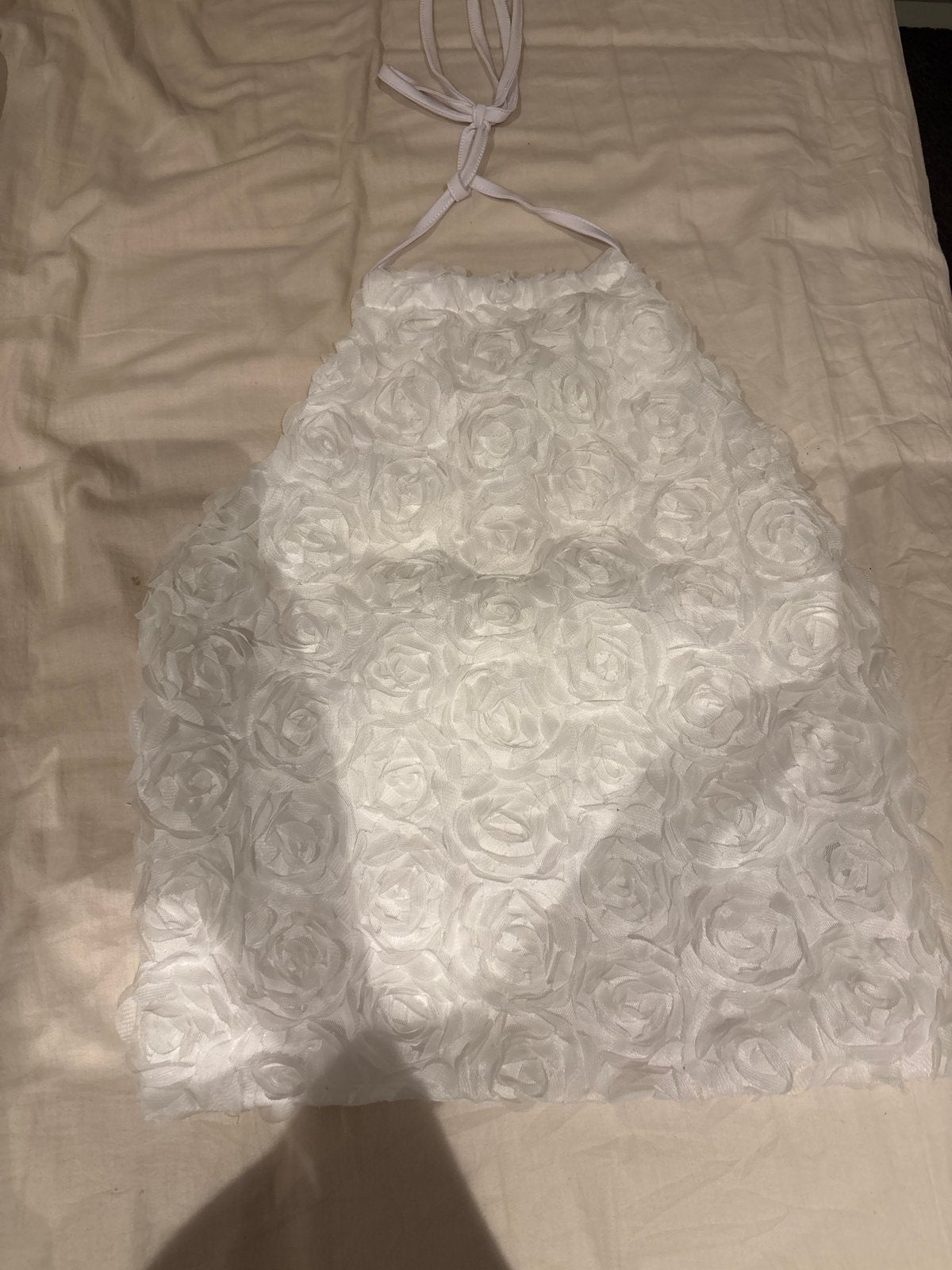 Nieuwe witte haltertop met rozen, ook in zwart verkrijgbaar, Kleding | Dames, Ophalen of Verzenden, Nieuw, Wit, Zonder mouw