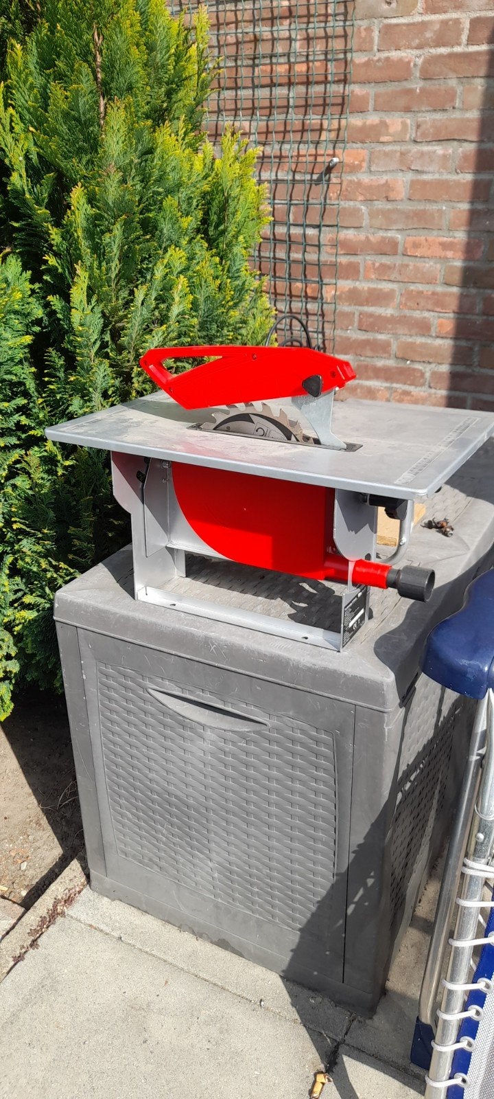 Einhell TC-TS 820 Tafelzaag - Compact en Krachtig, Ophalen, Cirkelzaag, Zo goed als nieuw, 30 tot 70 mm