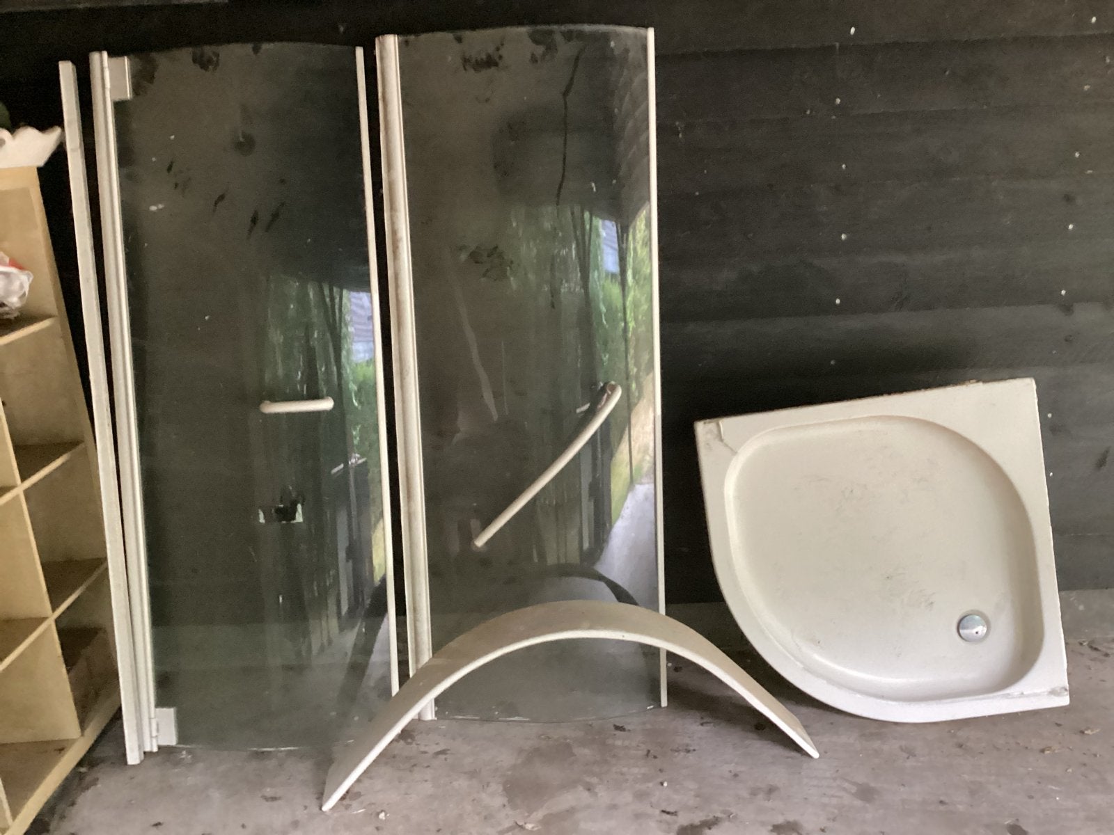 Douchebak met glazen deuren, Ophalen, Gebruikt, Met douche