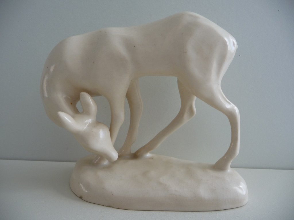 Wit geglazuurd beeldje HERT - Plateelbakkerij GOUDA 30-jaren, Antiek en Kunst, Ophalen of Verzenden
