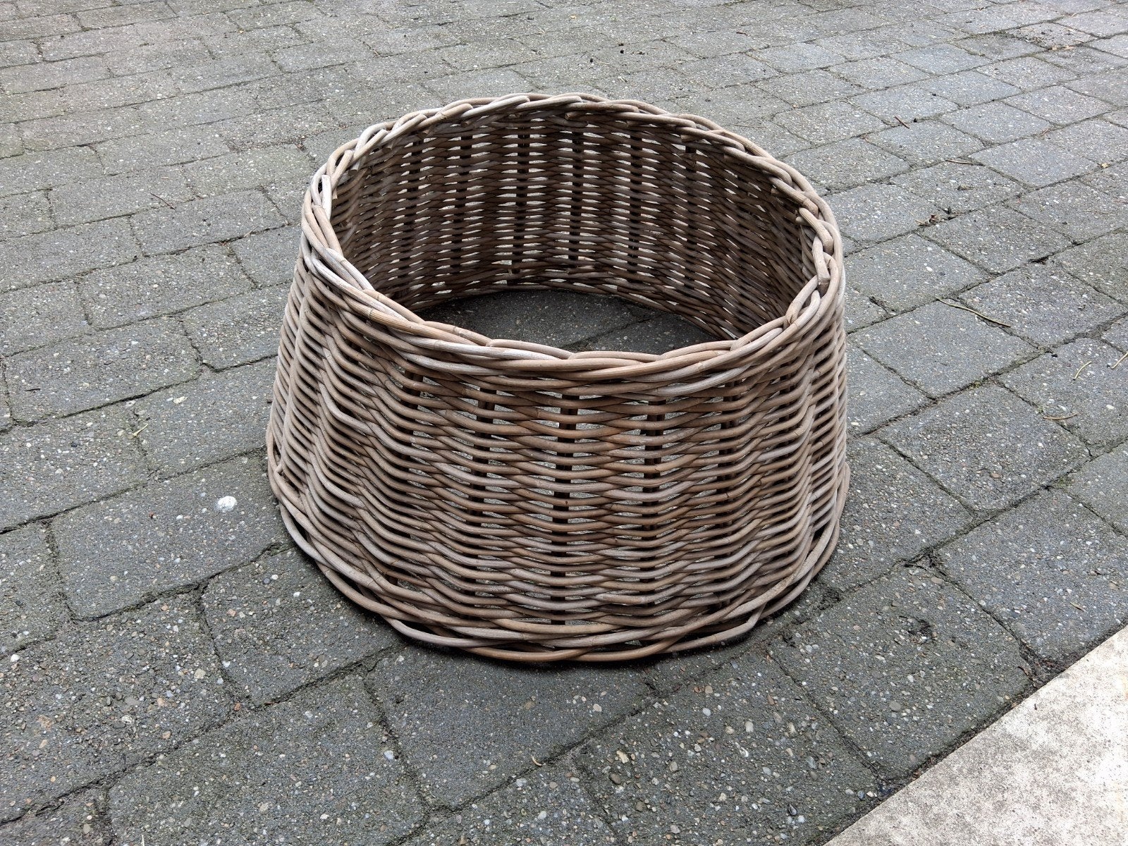 Rotan kerstboomrok 60 cm  zgan, Diversen, Kerst, Ophalen, Zo goed als nieuw