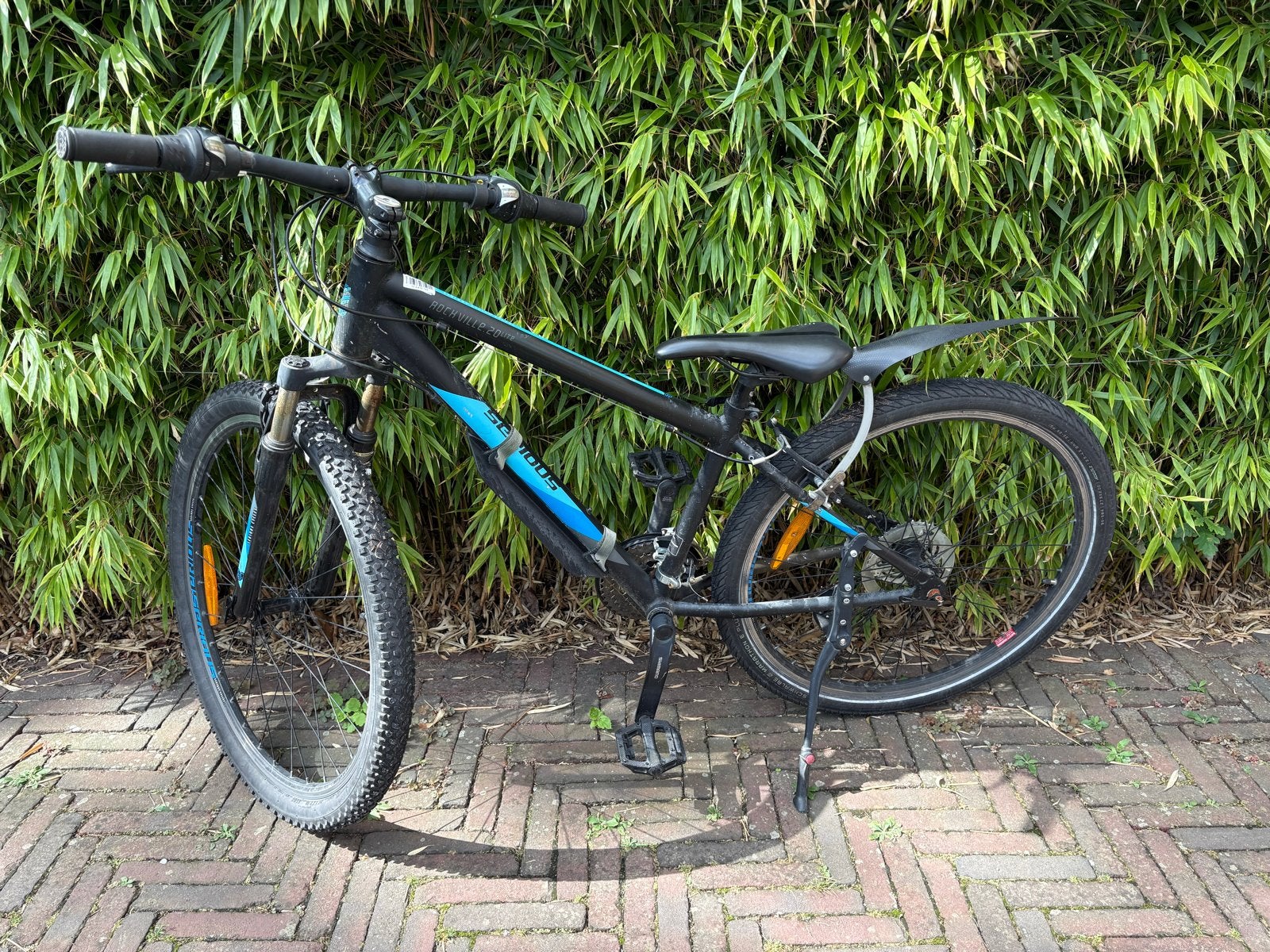 LEES TEKST! Rockville 2.0 fiets met vering en versnellingen, Fietsen en Brommers, Fietsen | Jongens, Gebruikt, Velgrem, Versnellingen