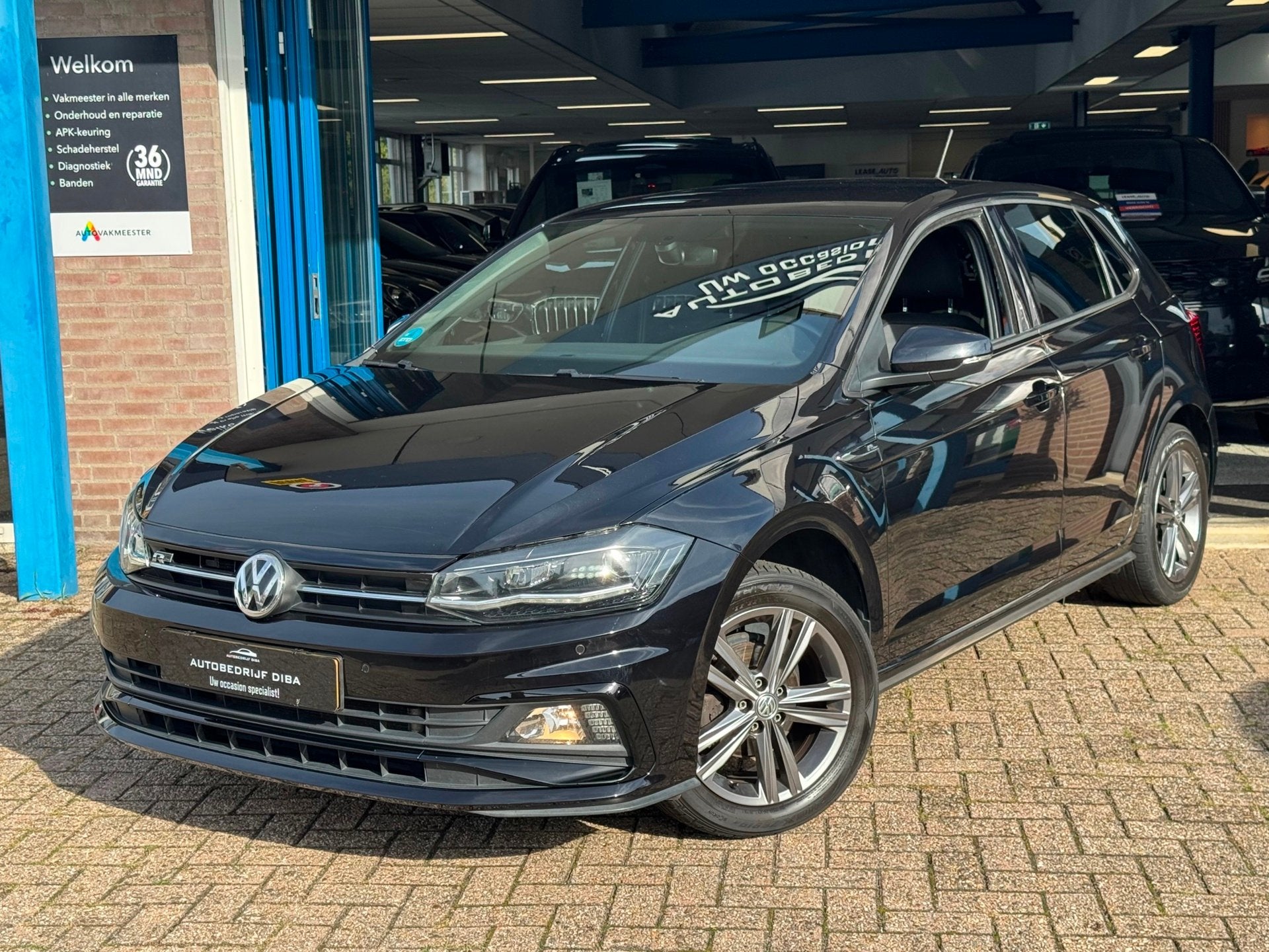 Volkswagen POLO 1.0 TSI Beats 2018 AUT NAVI CLIMA LM NAP!, Auto's, Dealer onderhouden, Stof, Gebruikt, 95 pk