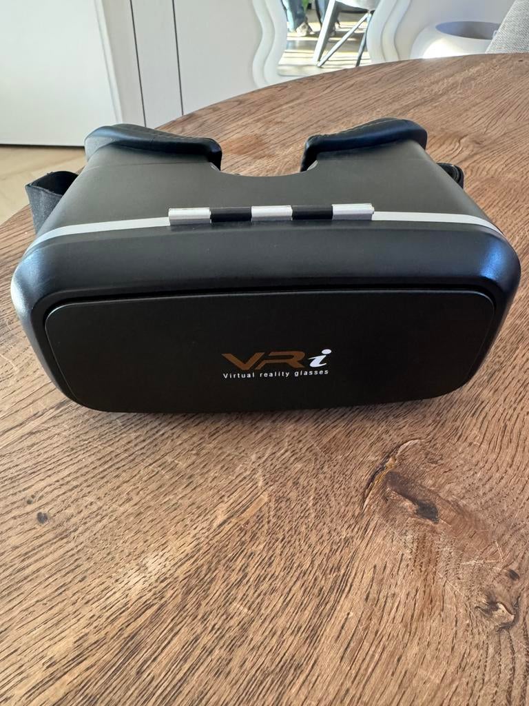 Virtual reality glasses, Spelcomputers en Games, Virtual Reality, Ophalen, Zo goed als nieuw, Telefoon