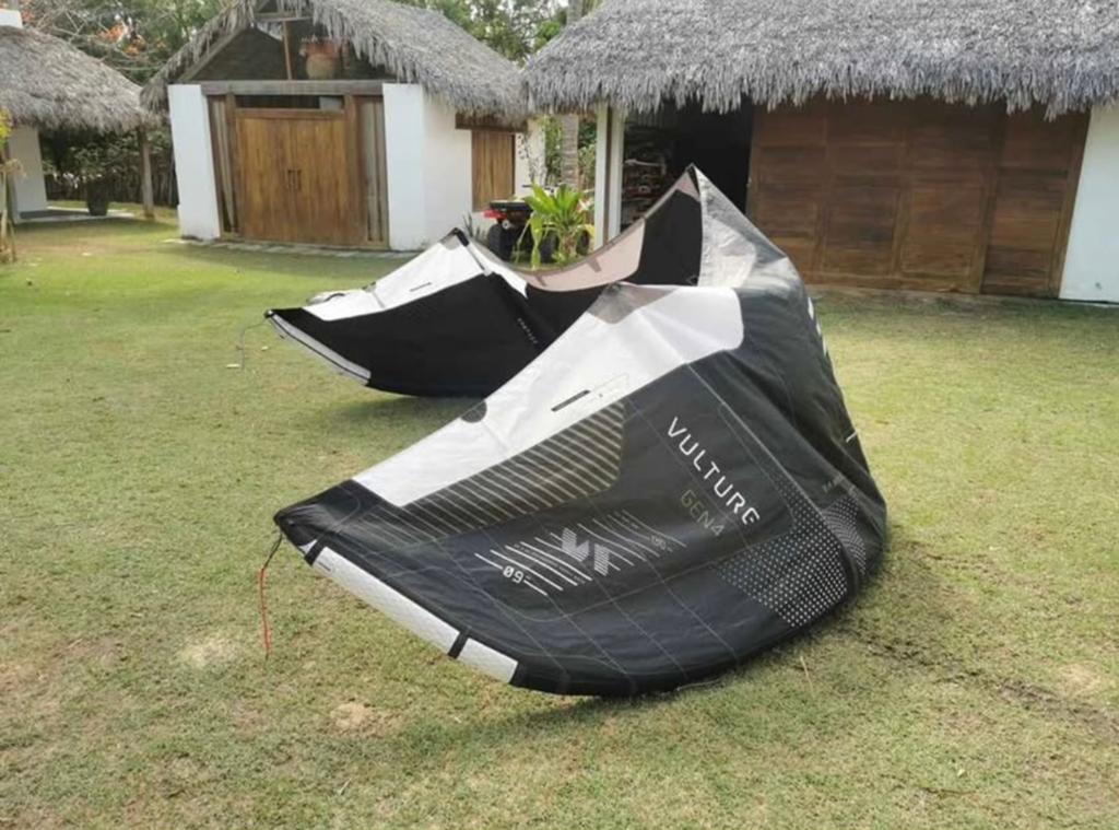 Vantage Gen4+ 9m kite NAUWELIJKS GEBRUIKT!, Watersport en Boten, Kitesurfen, 9 m², Geen board, Ophalen of Verzenden, Zo goed als nieuw