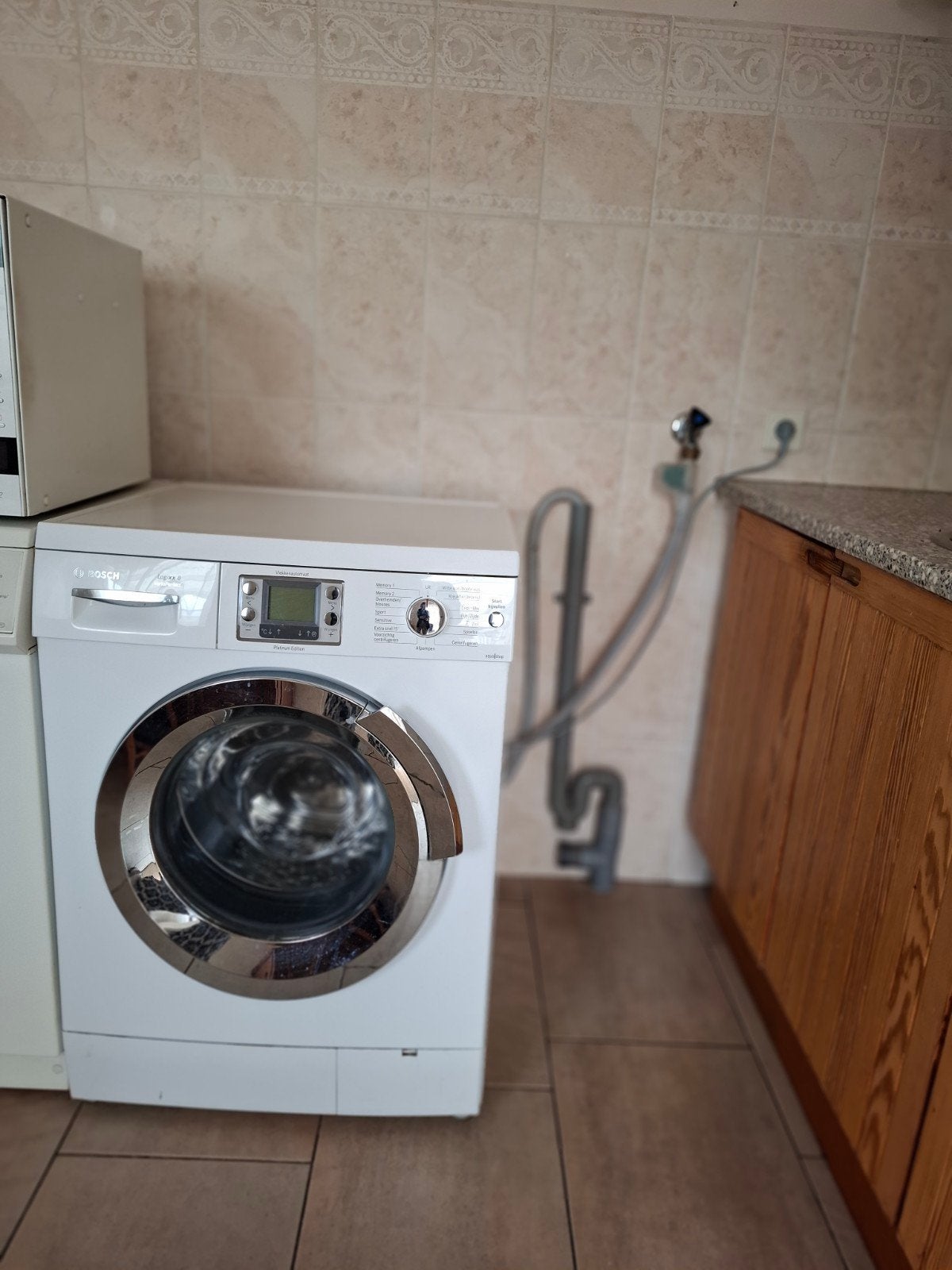 Bosch Logixx 8 VarioPerfect Wasmachine WAS327C1NL, Ophalen, Gebruikt, 8 tot 10 kg, 1600 toeren of meer