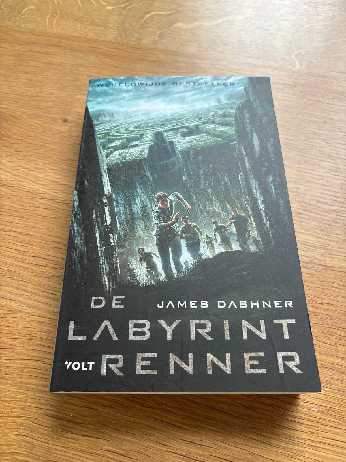James Dashner - De labyrintrenner, Ophalen of Verzenden, Zo goed als nieuw, James Dashner