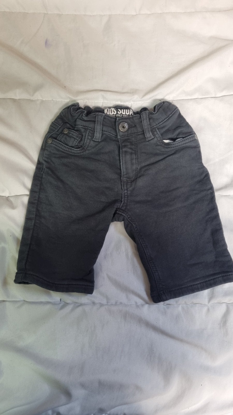 Leuk kort donker broekje maat 110 van Wibra, Broek, Gebruikt, Ophalen of Verzenden, Jongen