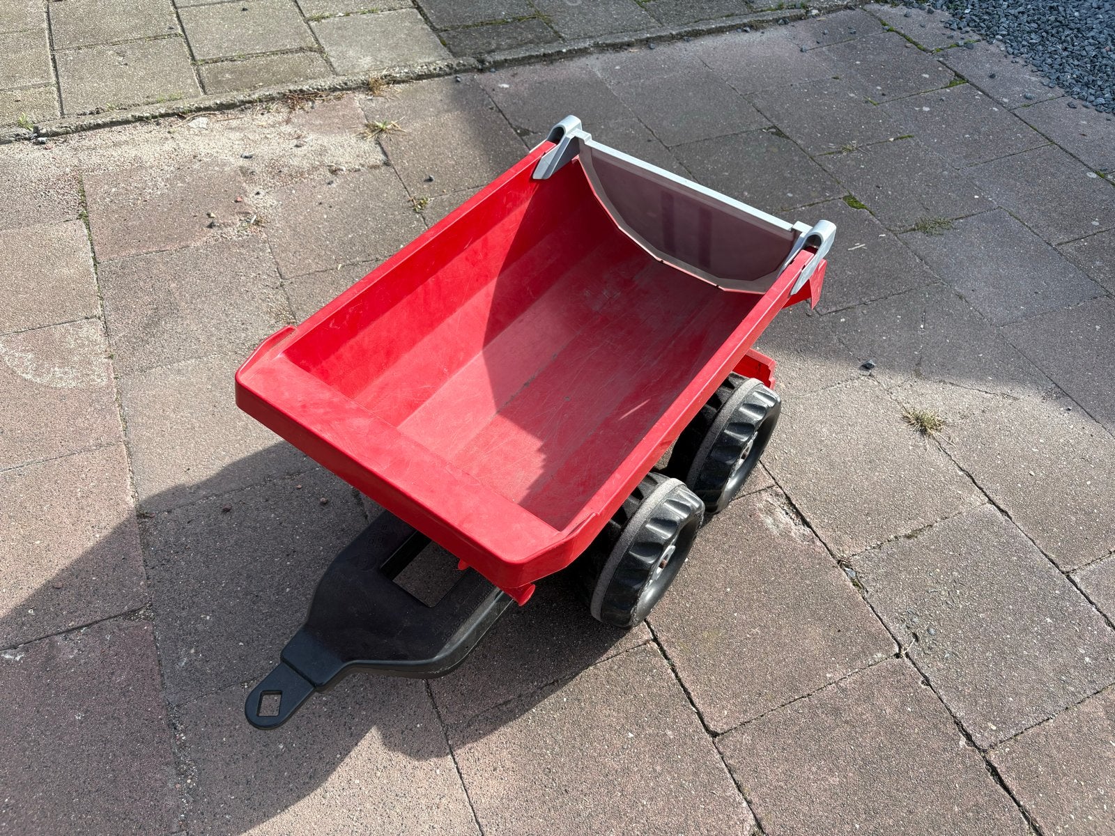 Rode speelgoedaanhanger voor trapauto of tractor, Ophalen, Gebruikt, Trapvoertuig
