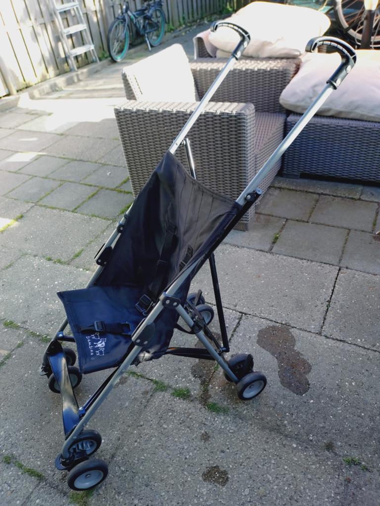 Simpele en lichtgewicht Bambino buggy (met zwenkwielen), Ophalen, Zonnekap