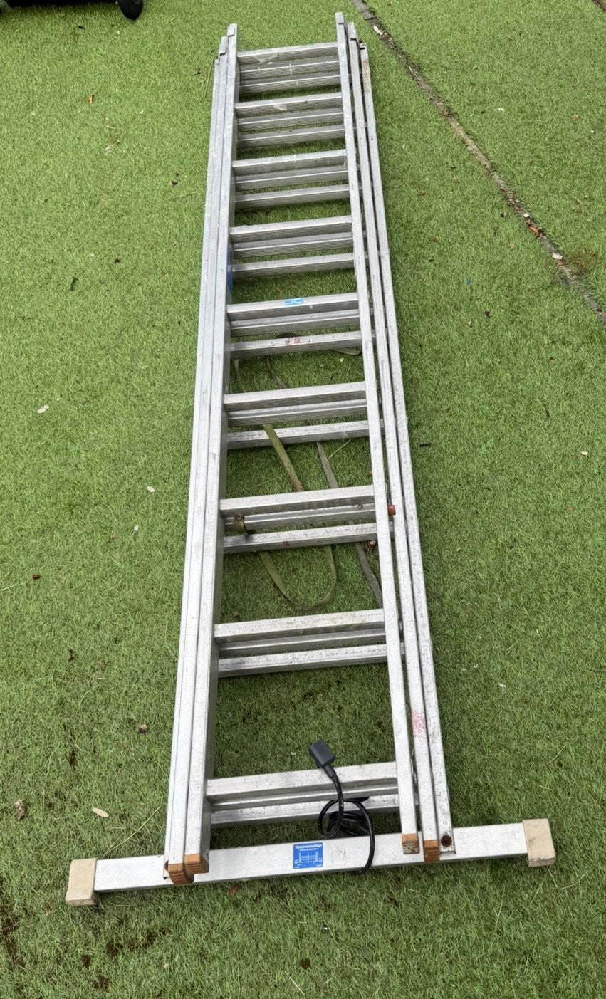 Aluminium trap, Ophalen of Verzenden, Zo goed als nieuw