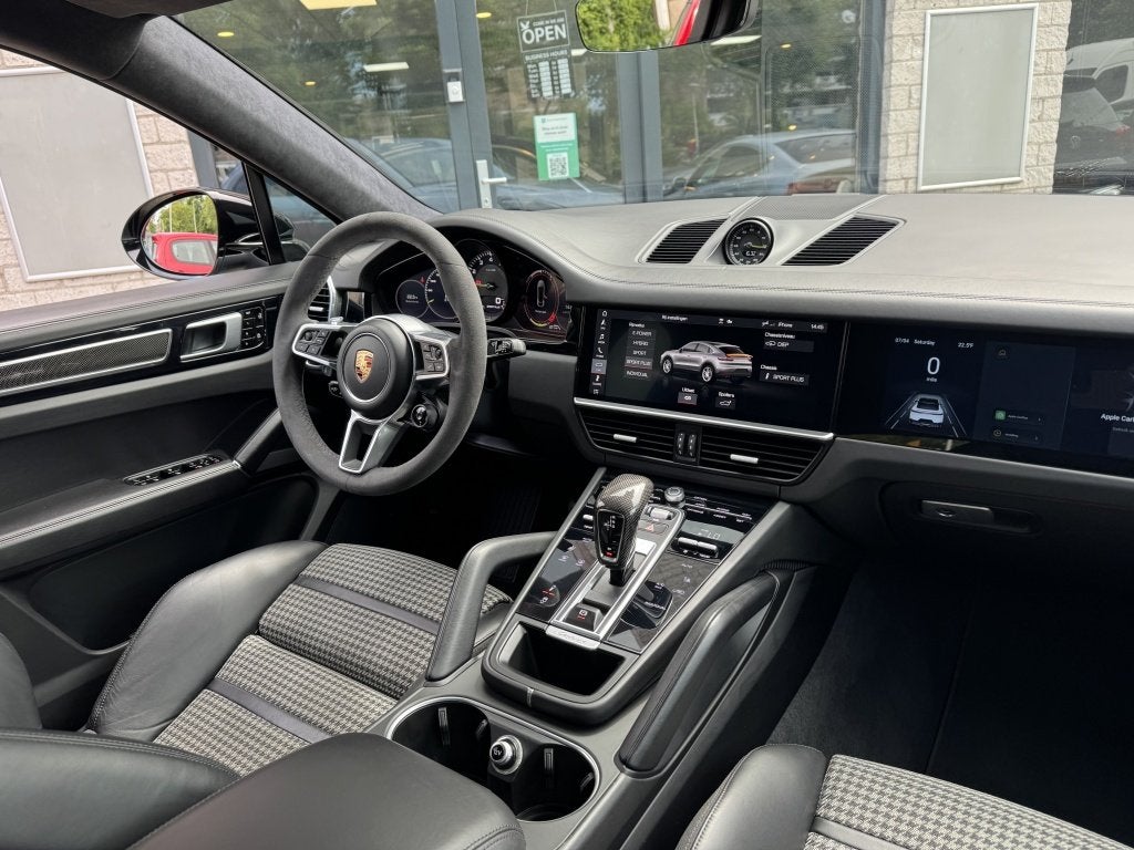 Porsche Cayenne Coupé 3.0 E-Hybrid Lightweight Carbon Trekh, Auto's, Porsche, Automaat, Cayenne, 14 kWh, Gebruikt