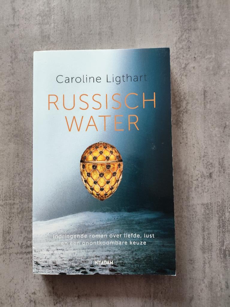 Russisch Water Caroline Ligthart in nieuwstaat, Boeken, Ophalen of Verzenden, Zo goed als nieuw