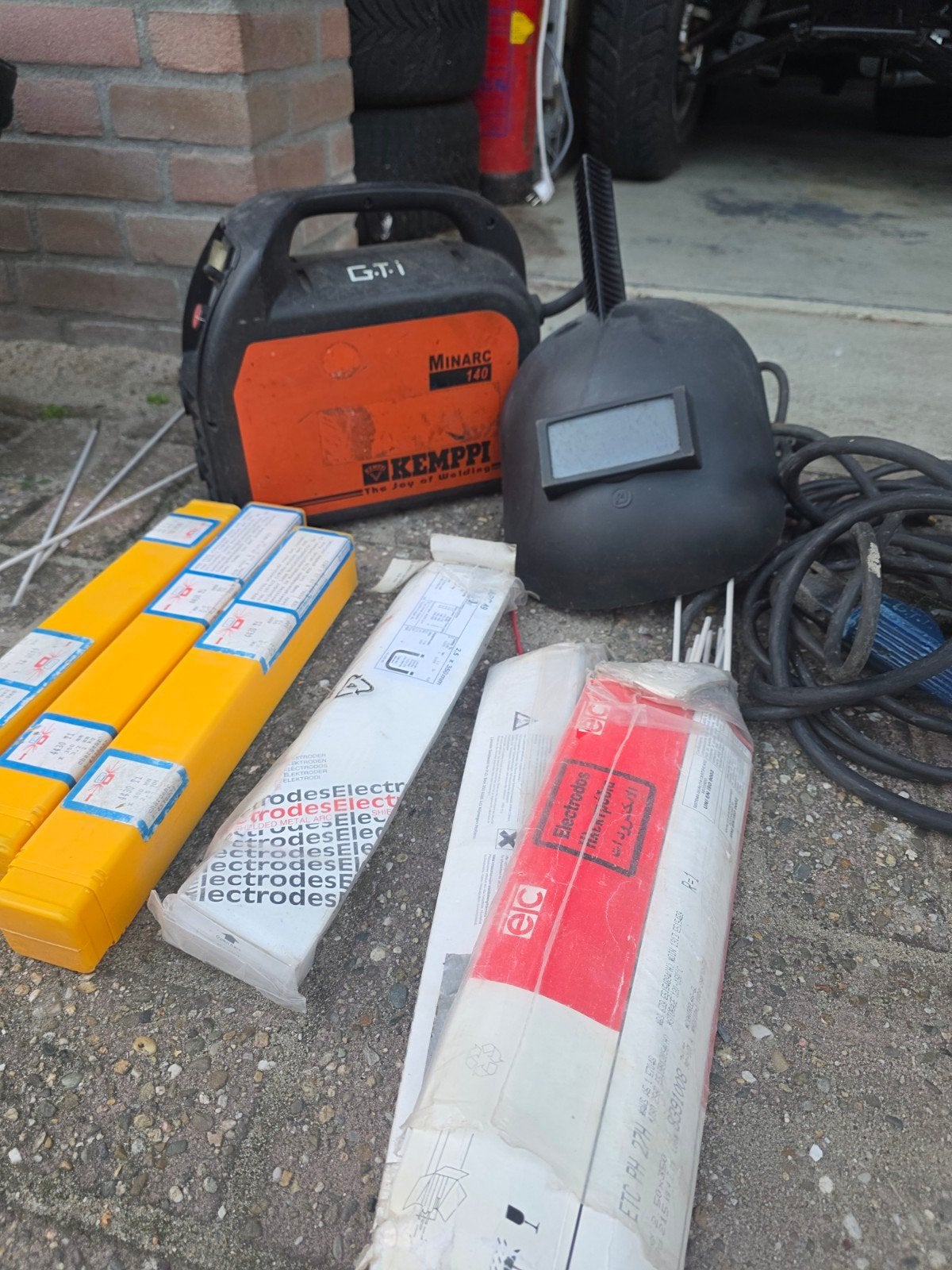 Kemppi Minarc 140 lasapparaat met elektroden, Ophalen of Verzenden, Minder dan 150 ampère, Elektroden
