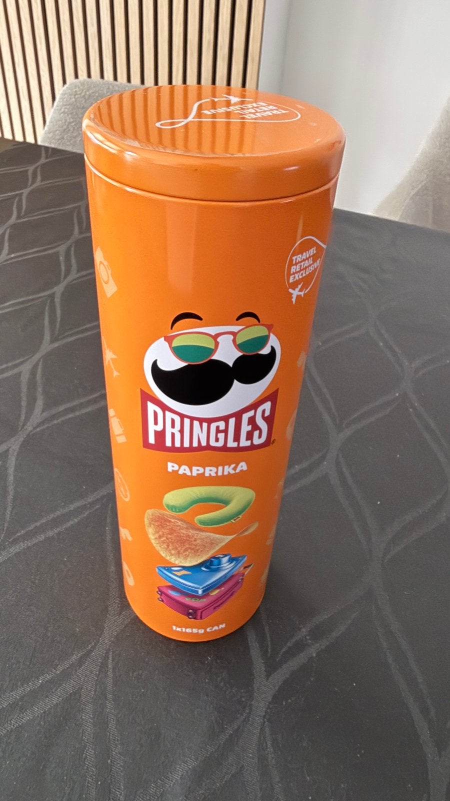Uniek collectors item: metalen Pringles bus (Travel Retail E, Ophalen of Verzenden, Zo goed als nieuw