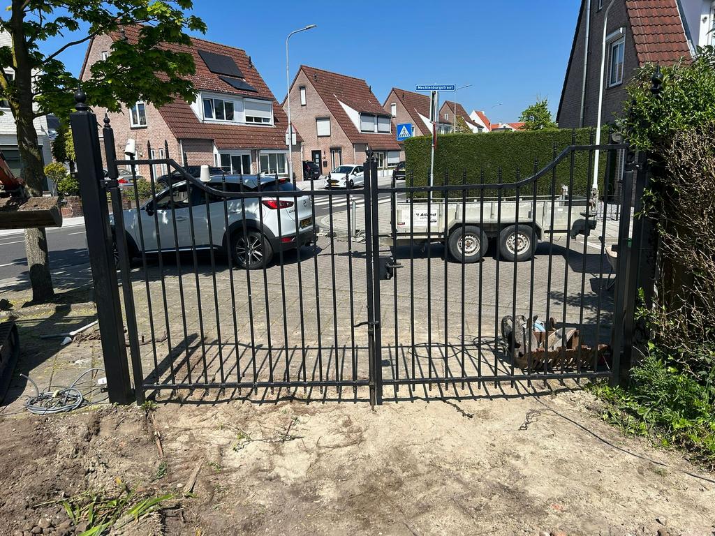 Sier draai hekwerk, Ophalen, 100 tot 150 cm, Zo goed als nieuw, IJzer