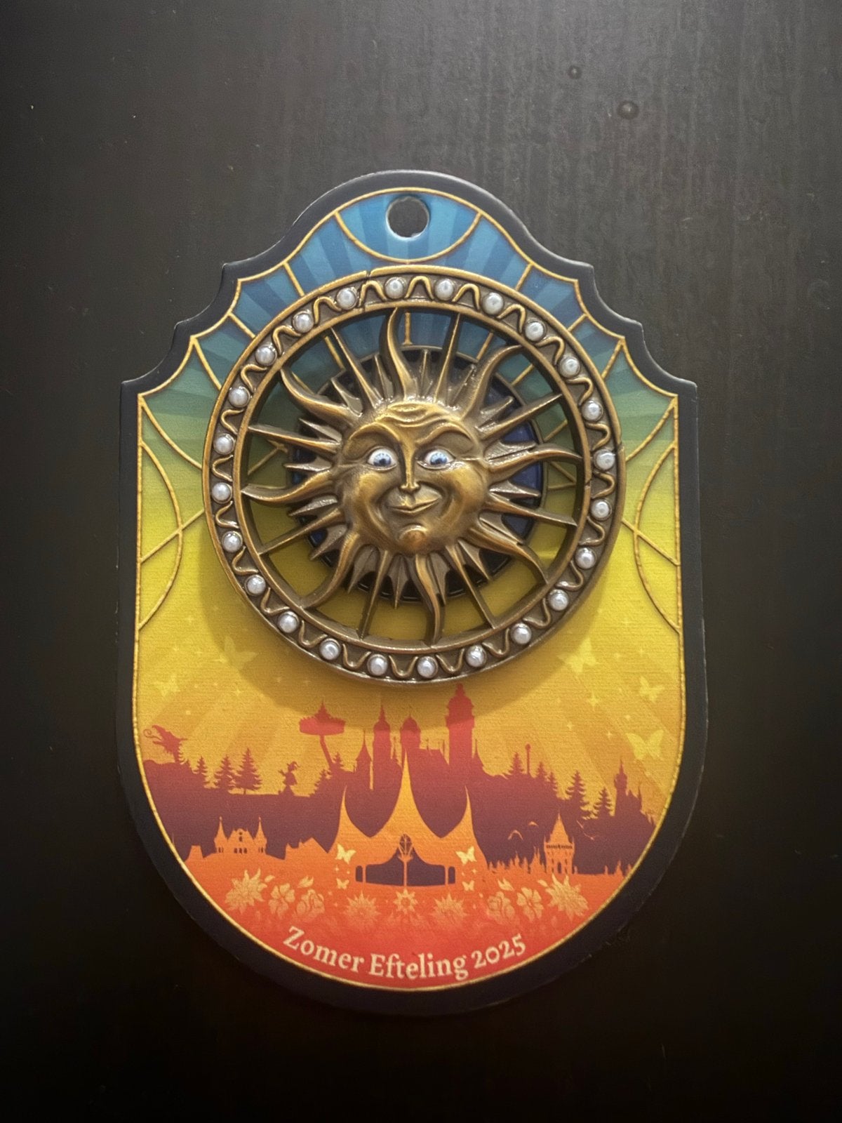 Efteling Zomer Efteling 2025 Pin/Badge, Ophalen of Verzenden, Nieuw, Button of Speldje